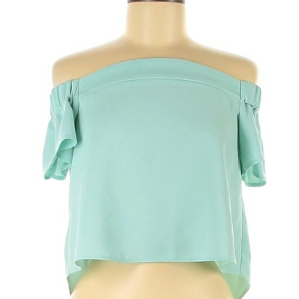 Topshop Short Sleeve Blouse Size 2 (Petite)